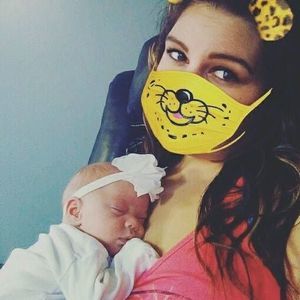 Meet your Posher, Shana