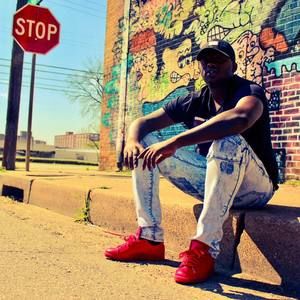 Meet your Posher, Dominique