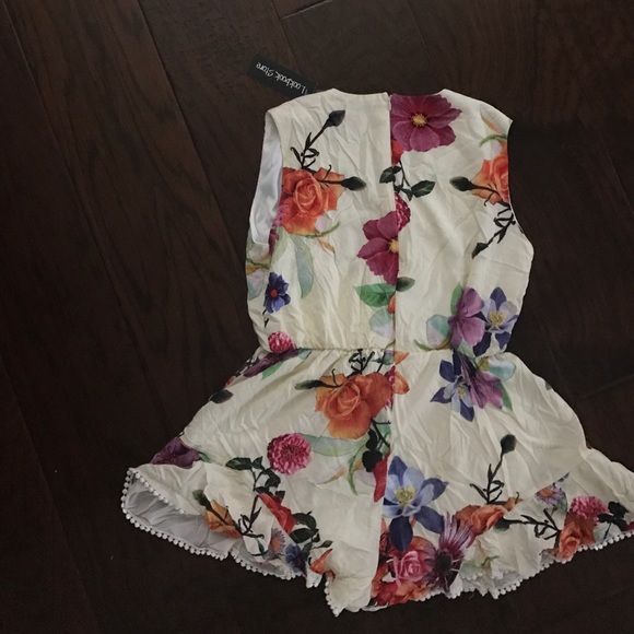 Floral romper - Picture 2 of 4