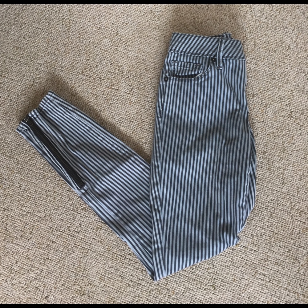 Bullhead Stripe Pants