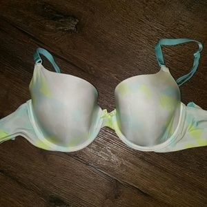 Victoria secret demi size 32 DD