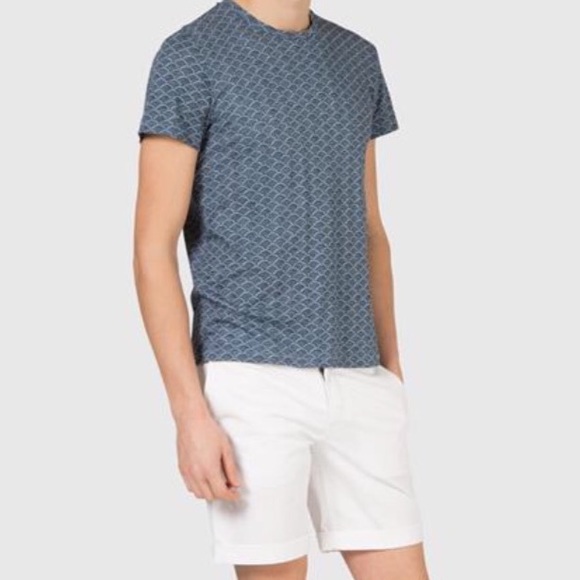 J Lindeberg Gorgeous Fashion T Shirt NWT - Picture 3 of 4