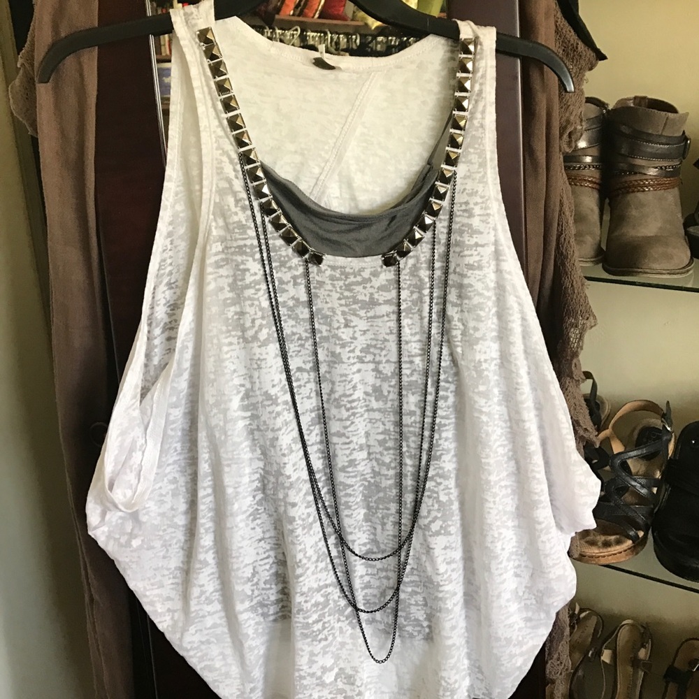 Guess shirt size XS ❤️I love it to small for me