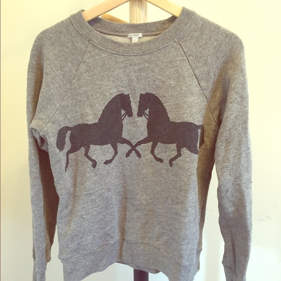 Cute gray crewneck sweatshirt with horse design - Picture 1 of 2