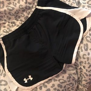 Running shorts