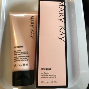 Mary Kay age fighting moisturizer