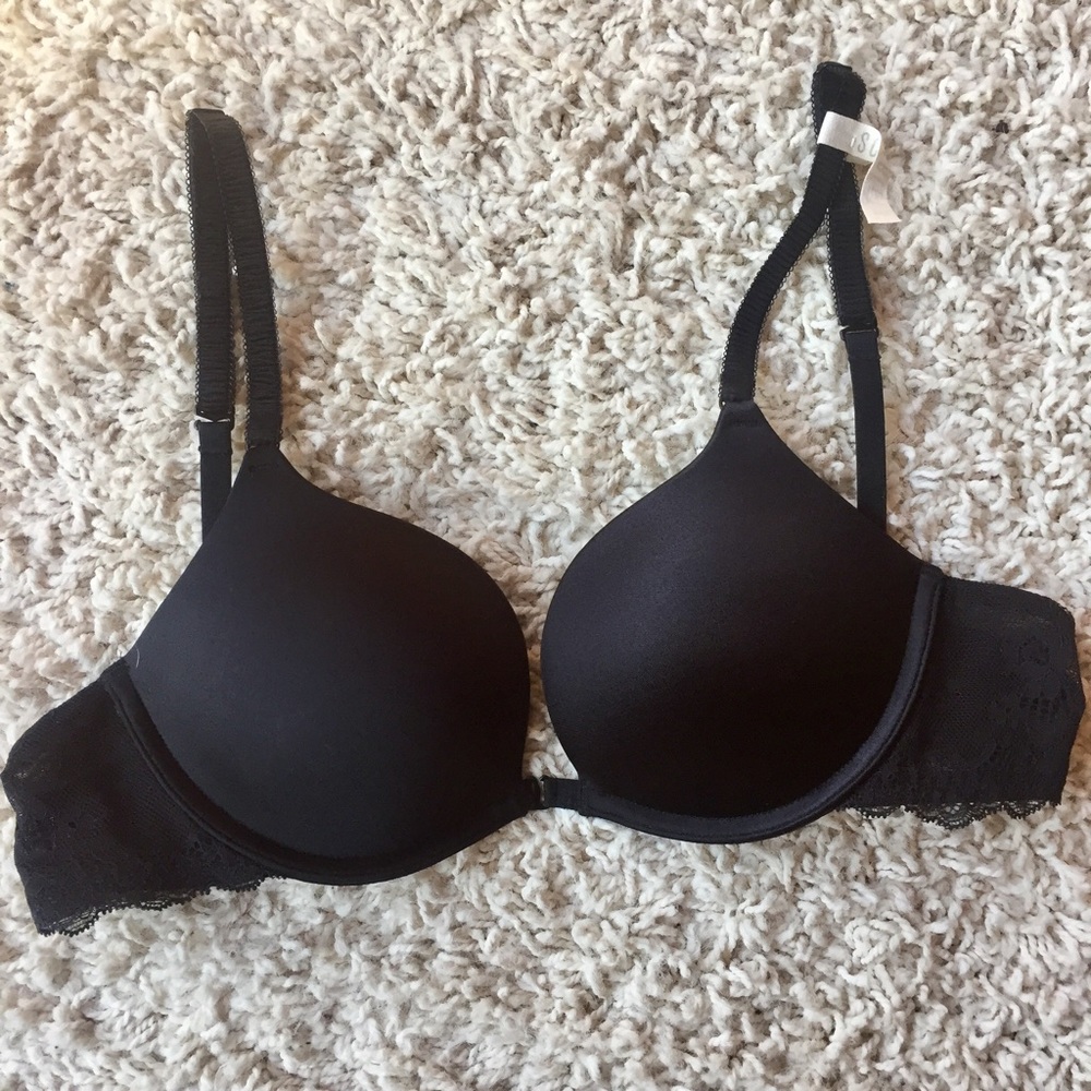 Lace Push-Up Bra.