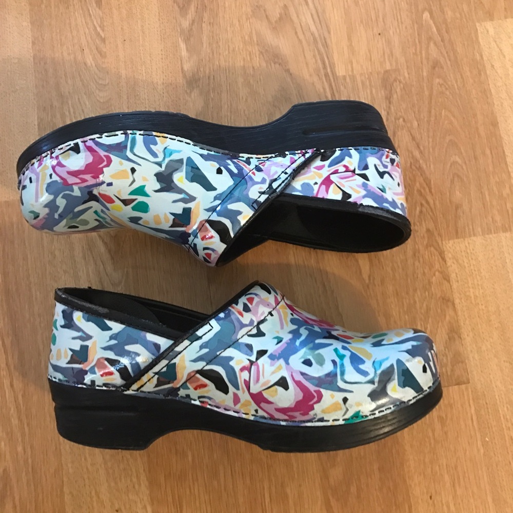 Multicolored Clogs - Picture 2 of 4
