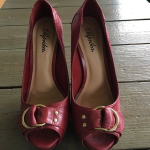 Red platform high heel peep toe shoes