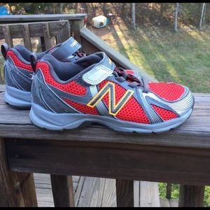 New Balance 554 boys shoes