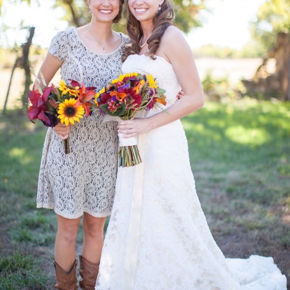 Maurices Dresses & Skirts - NWT Maurices beige paisley dress