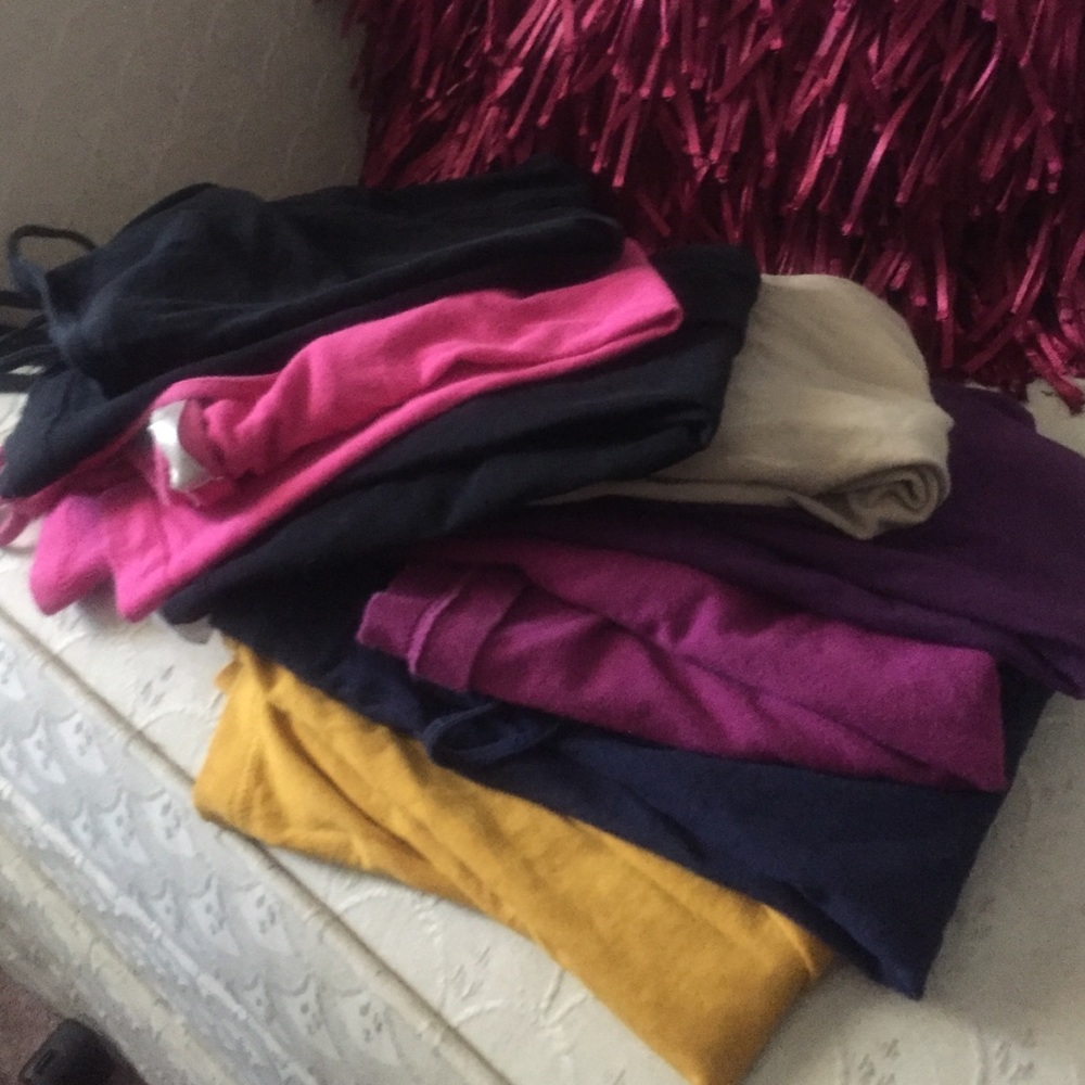Tank tops/ 8 different colors