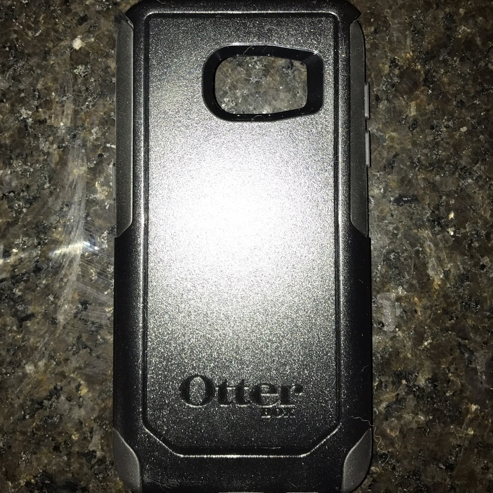 NEW Black on Black Otterbox
