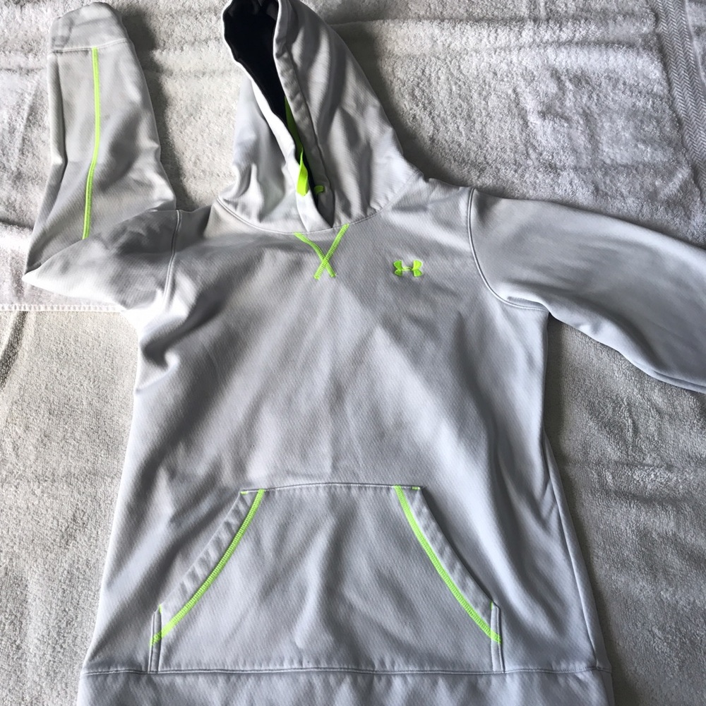 Under Armour Women's Hoody size M