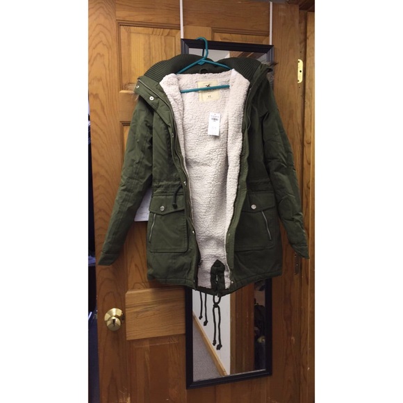 Hollister Coat - Picture 3 of 4