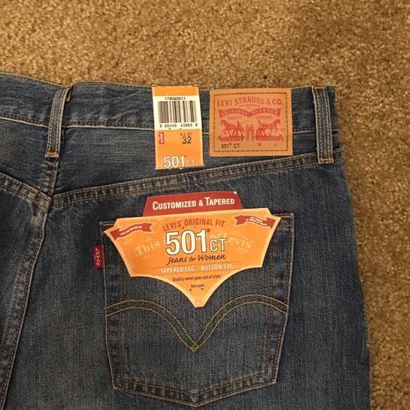 New Levi jeans - Picture 3 of 4