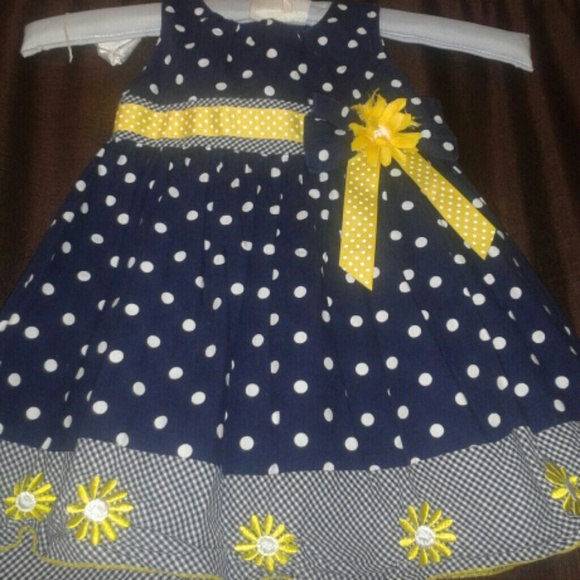 BEAUTIFUL LIT GIRLS DRESS - Picture 2 of 3