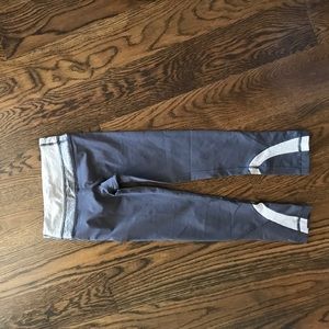 Lululemon Capri pants - size 2 - never worn