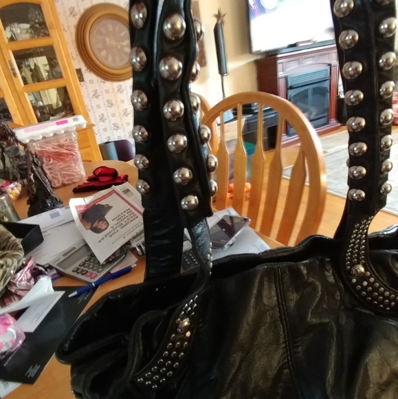 B Makowsky black leather handbag - Picture 2 of 3