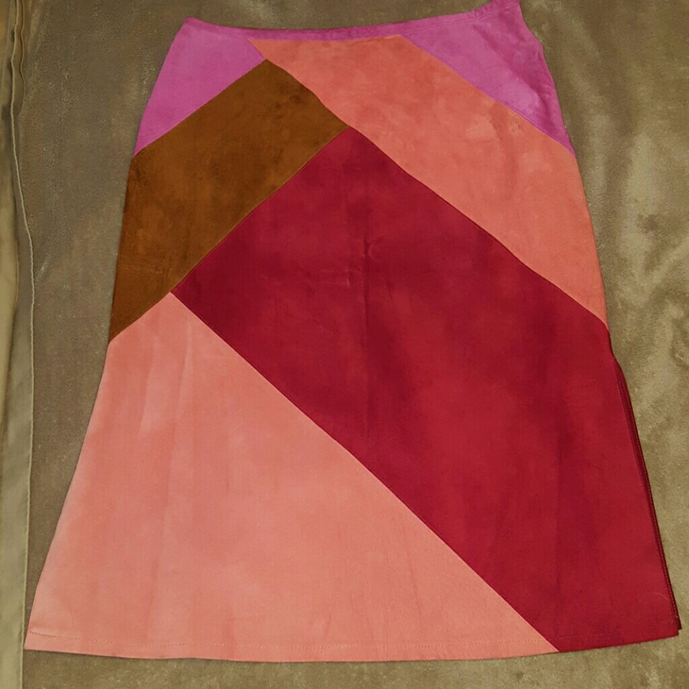 ☆☆HOST PICK☆☆   William B  100% Suede skirt