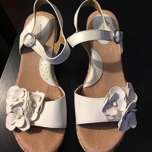 Sonoma Ladies Wedged Heels