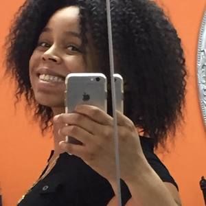 Meet your Posher, Taja