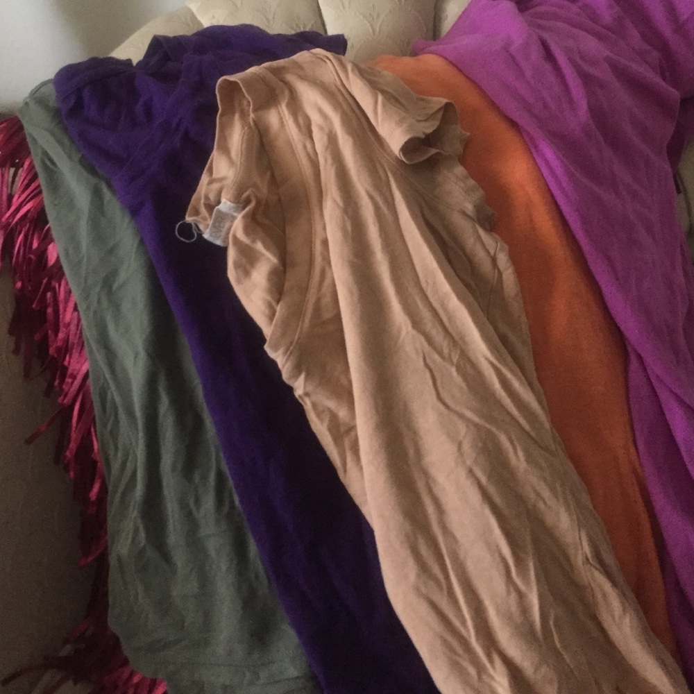 5 different V necks