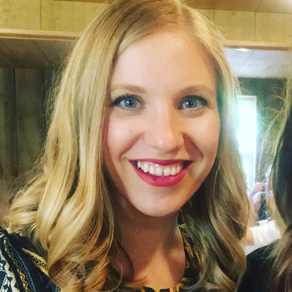 Meet your Posher, Laura
