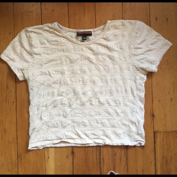 Peach Crop Top - Picture 1 of 2