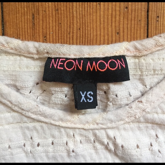 Peach Crop Top - Picture 2 of 2