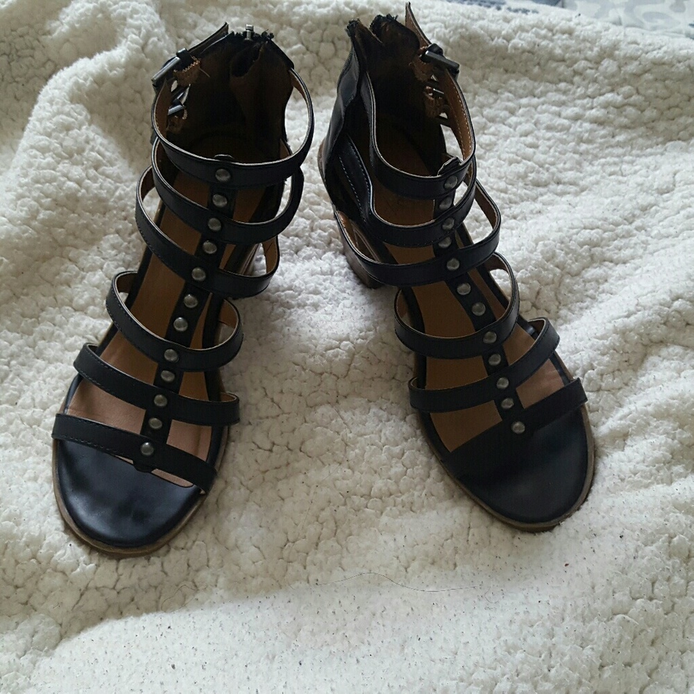 Black sandals