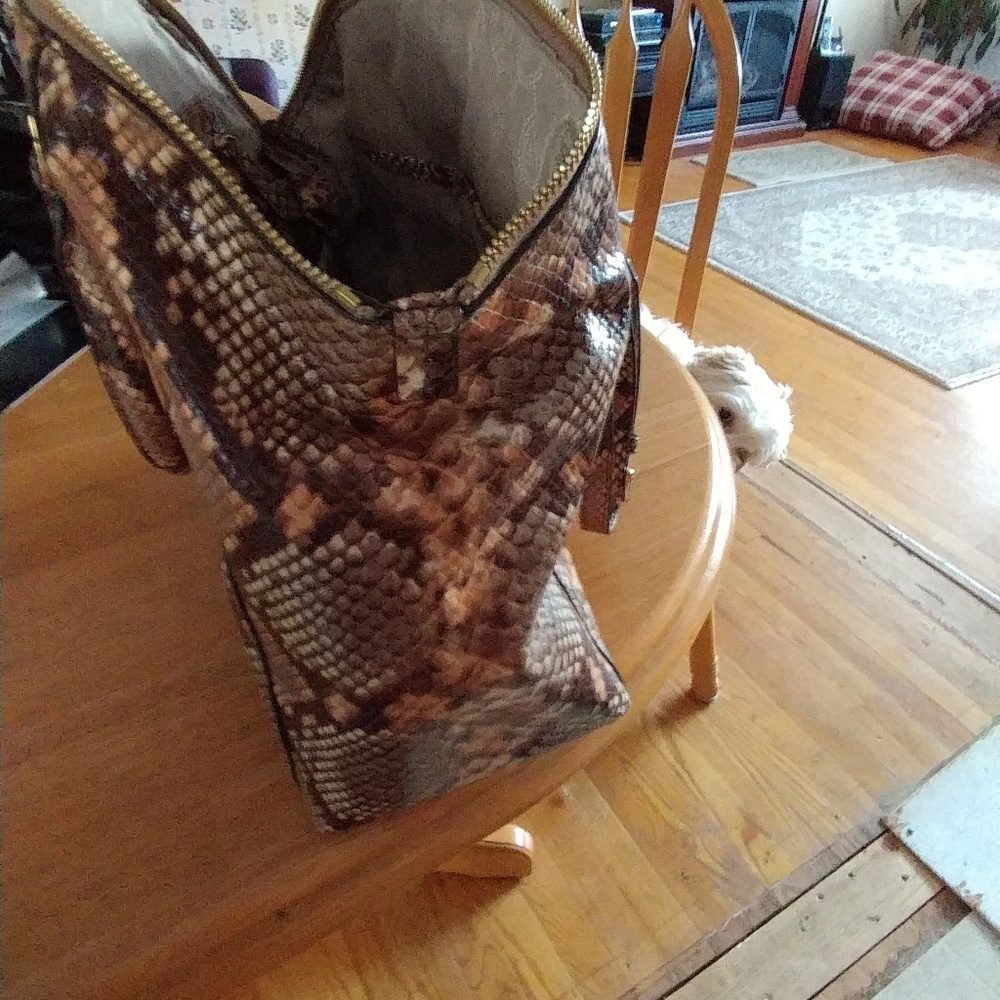 Handbag - Picture 3 of 5