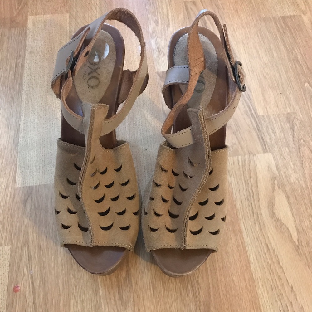 Tan Lazer-cut Suede Platform Heels