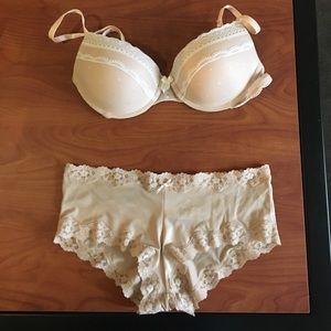 Matching Skin Tone Bra/Underwear (M) Set