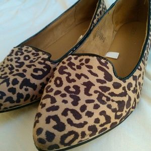 Leopard print flats