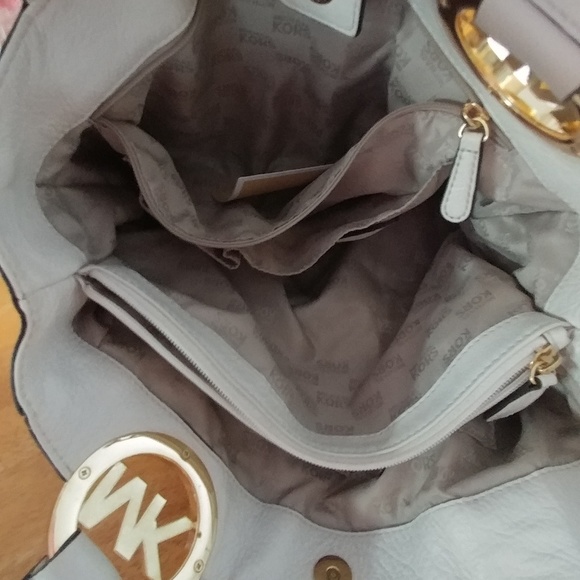 Handbag - Picture 2 of 4