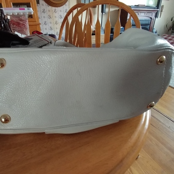 Handbag - Picture 4 of 4