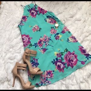 EVERLY floral shift dress