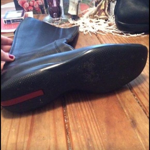 Prada boots under the knee - Picture 2 of 2