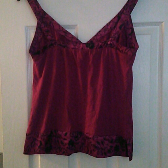 Rgl new york maroon top size M - Picture 3 of 4