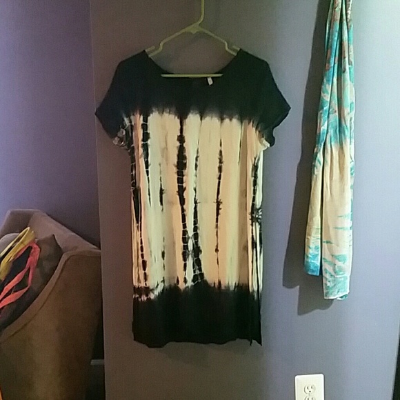 Mona b  Dresses & Skirts - Mona b. Tie dye dress