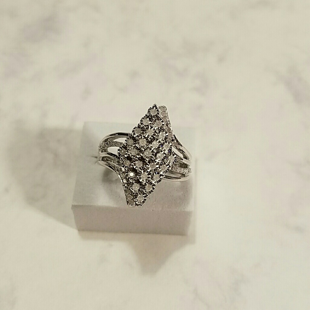 Sterling Silver 1/4 Carat Diamond Waterfall Ring