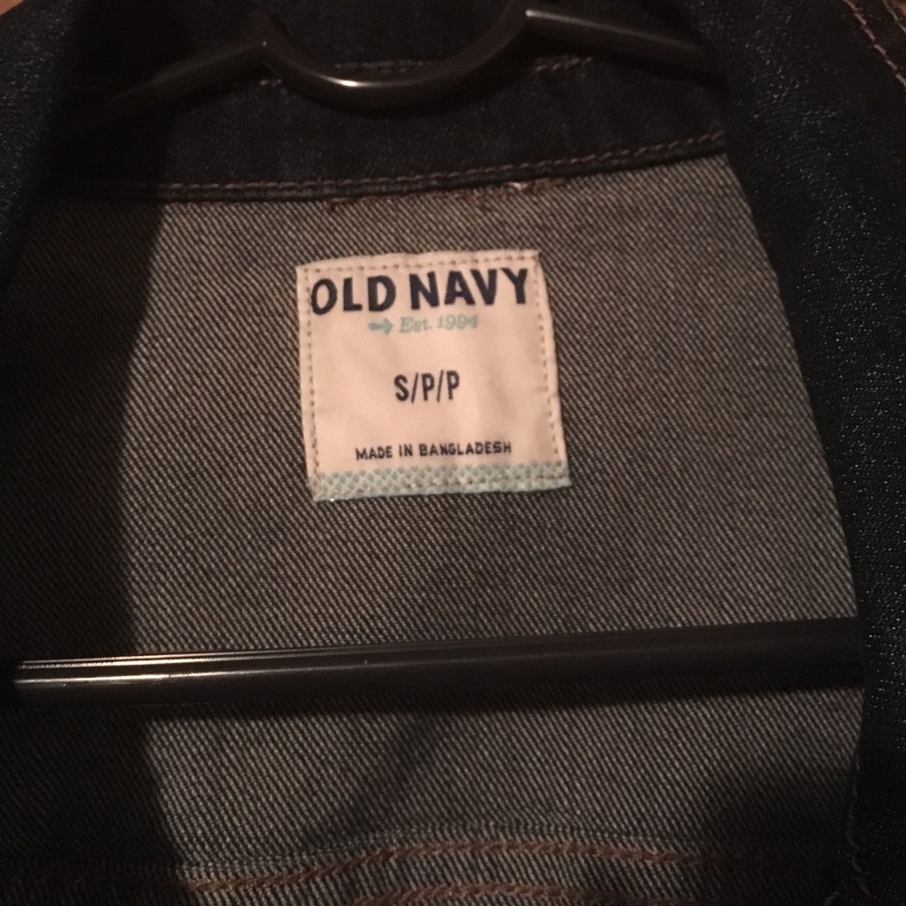 Like new denim jacket - Picture 2 of 3