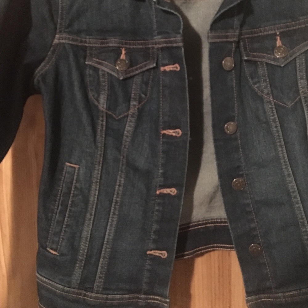 Like new denim jacket - Picture 3 of 3
