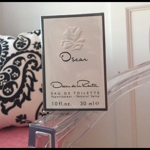 Oscar de la Renta Eau de Toilette Natural Spray