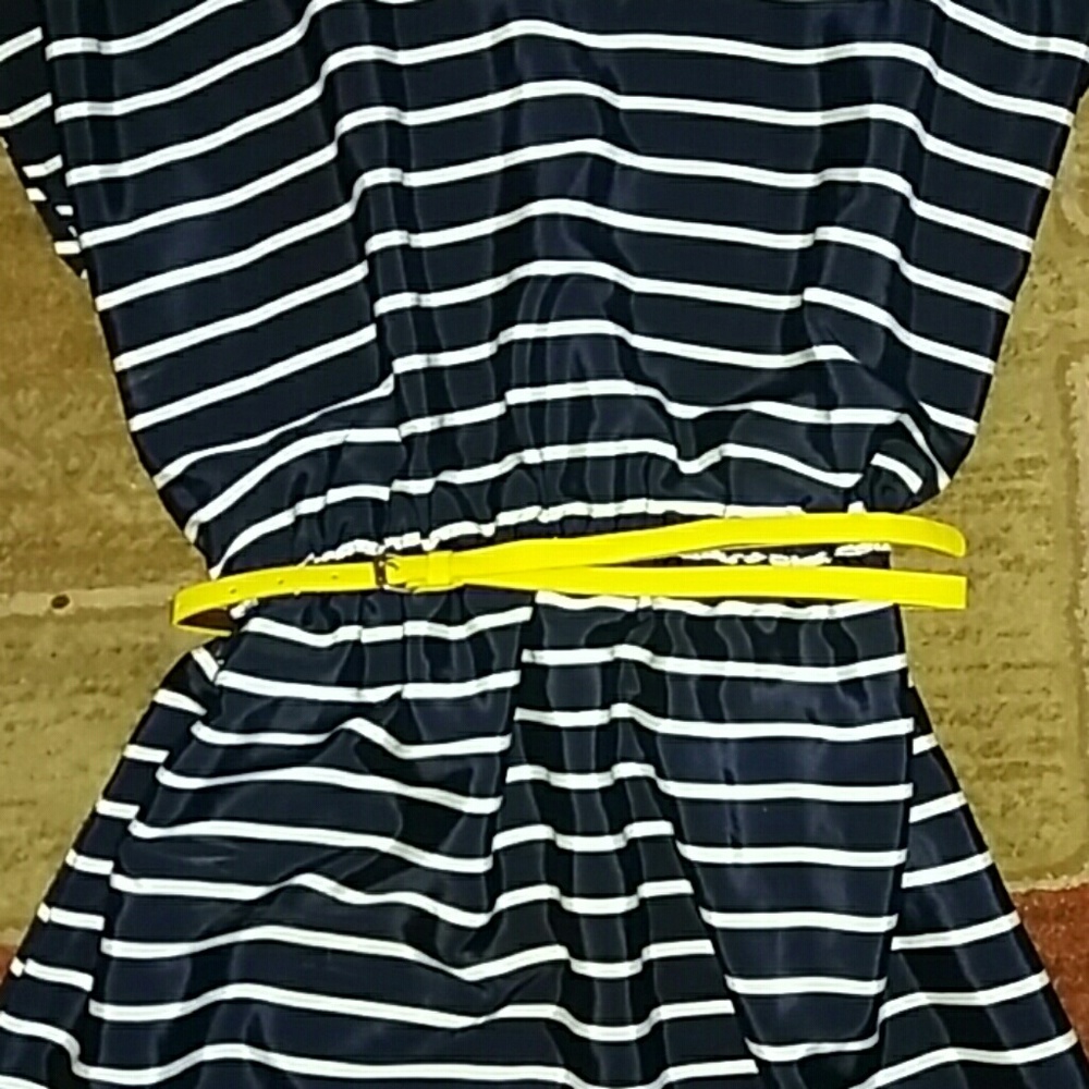 Mini dress - Picture 3 of 4