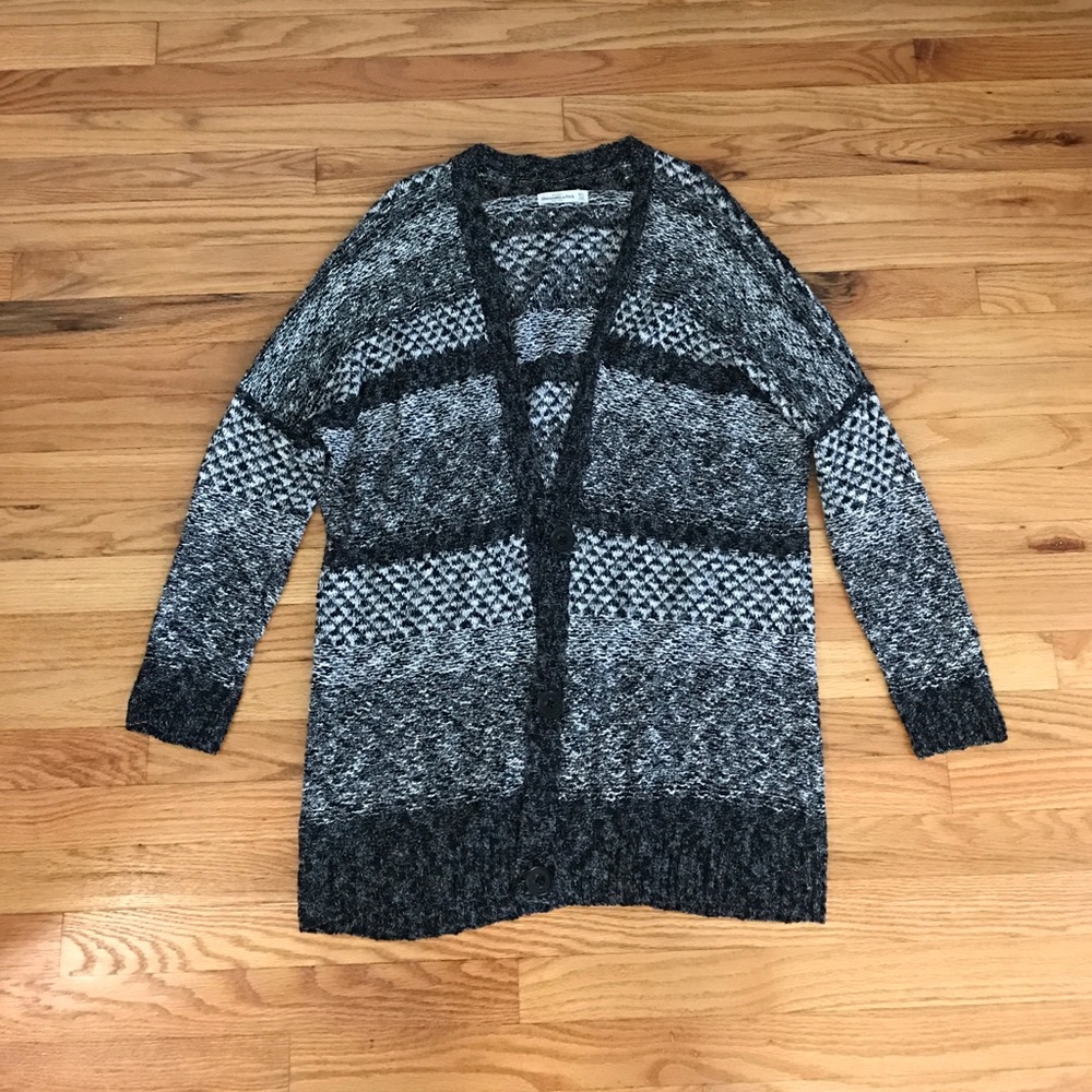Black and White Abercrombie & Fitch Cardigan