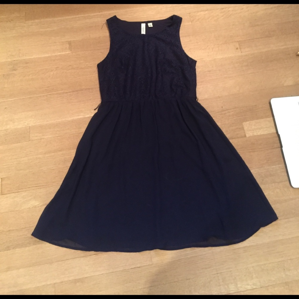 Dark blue dress