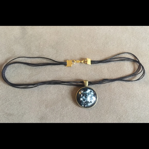 Yin Yang Choker Necklace - Picture 3 of 3