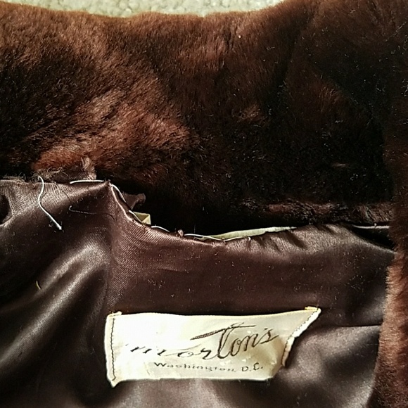 Vintage Morton's Washington DC fur coat PRICE DROP - Picture 7 of 7